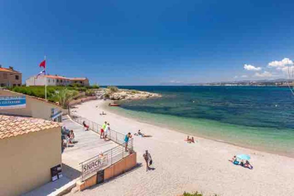 T2 Bord De Mer, Six Fours Les Plages. Piscine.clim